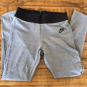 Gray Nike leggings. Size small.